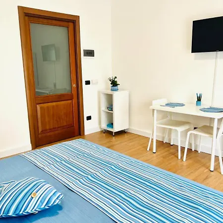 Azzurrissima Home-b&b Centro Bed and breakfast